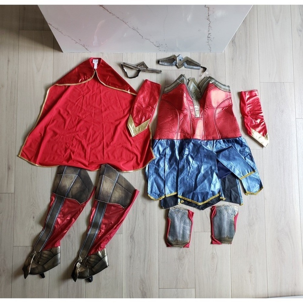 DC Comics Wonder Woman Red Gold Blue Costume Set